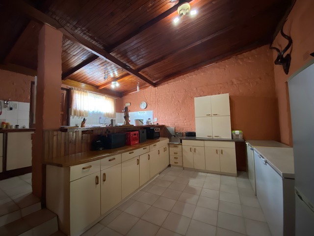 6 Bedroom Property for Sale in Hartebeesfontein Western Cape